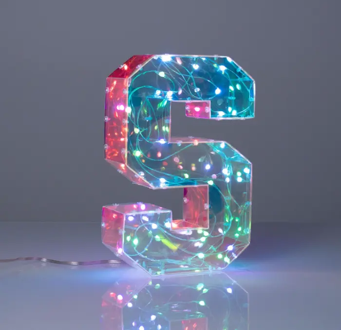 Lampada a LED USB Multicolore - Lettera "S"