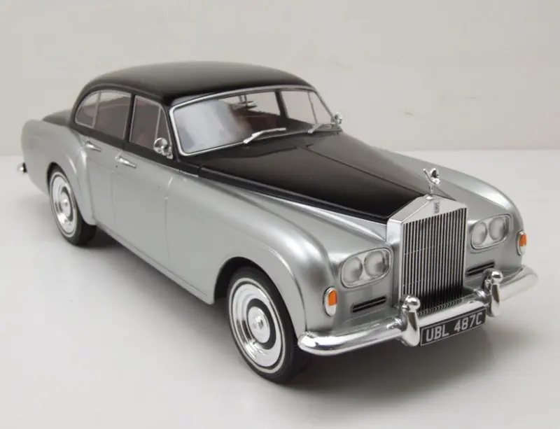 Modellino in scala 1/18 ROLLS ROYCE SILVER CLOUD III H J MULLINER RHD 1965