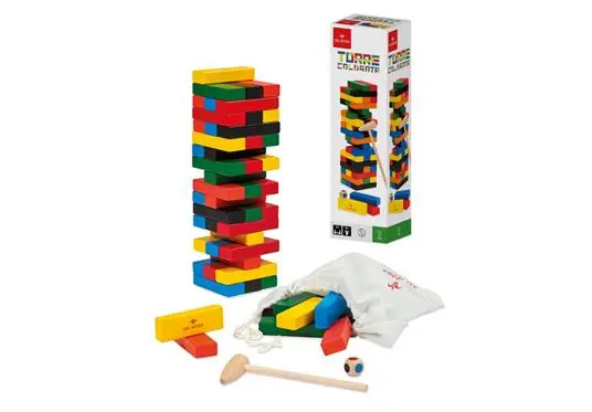 Torre colorata con martelletto